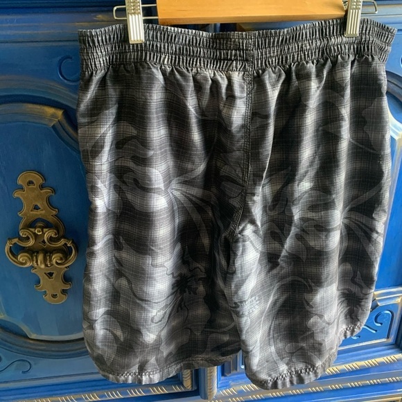 Men’s Speedo Gray Swim Trunks Shorts Sz M 9.75in - Picture 3 of 3
